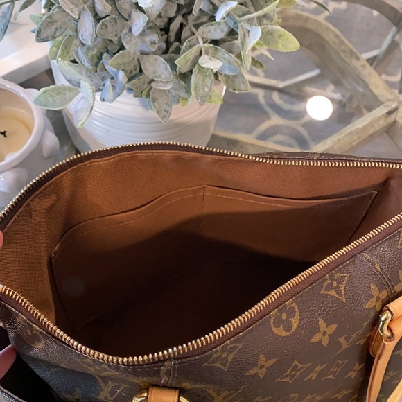 Beautiful LV Totally MM - Picture 10 of 11